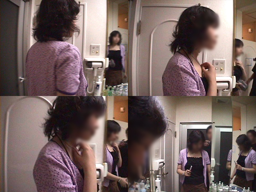 メイク直しに密着した画像