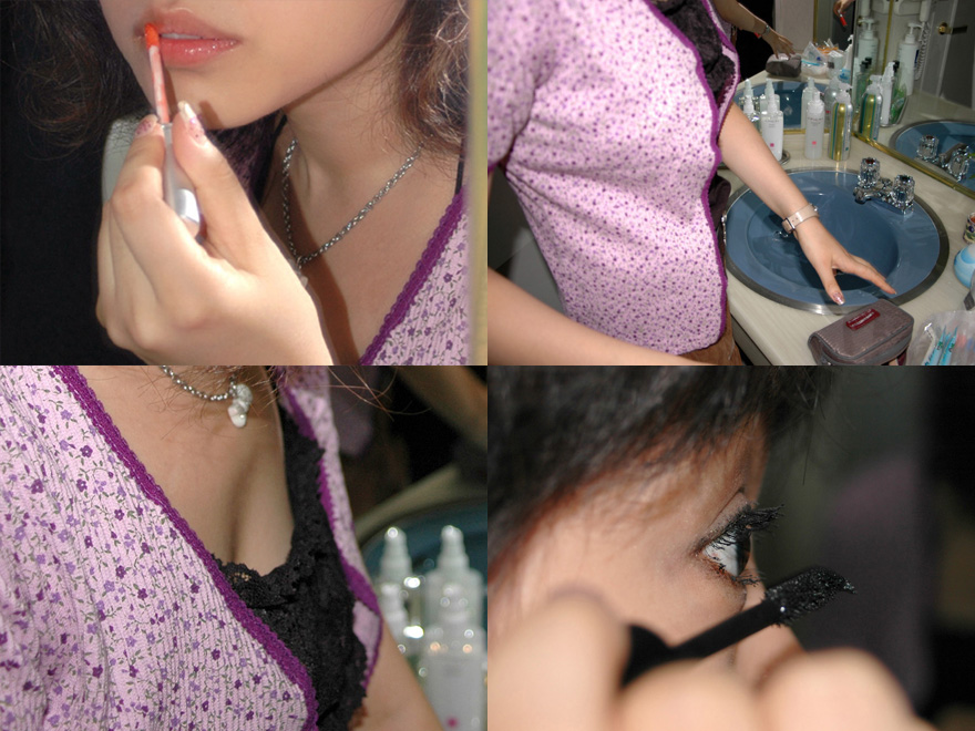 メイク直しの最中に女の子のパーツを狙った画像